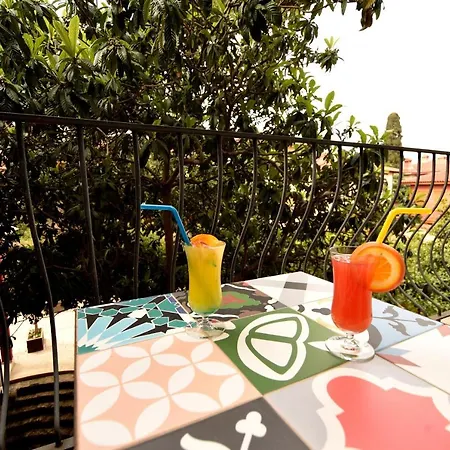 Spacious Flat With Balcony Near Hadrian's Gate Apartment *