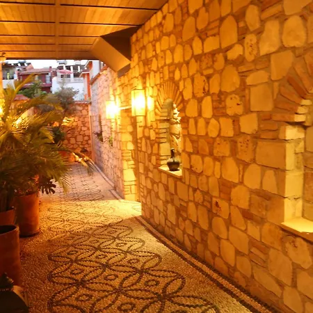 Διαμέρισμα Spacious Flat With Balcony Near Hadrian's Gate Αττάλεια